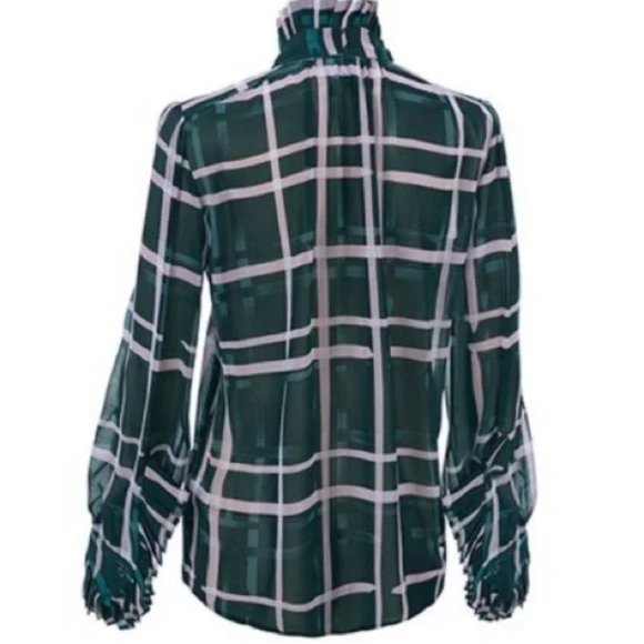 Cabi 3948 Cake Ruffle Blouse Medium NWT - Picture 4 of 11